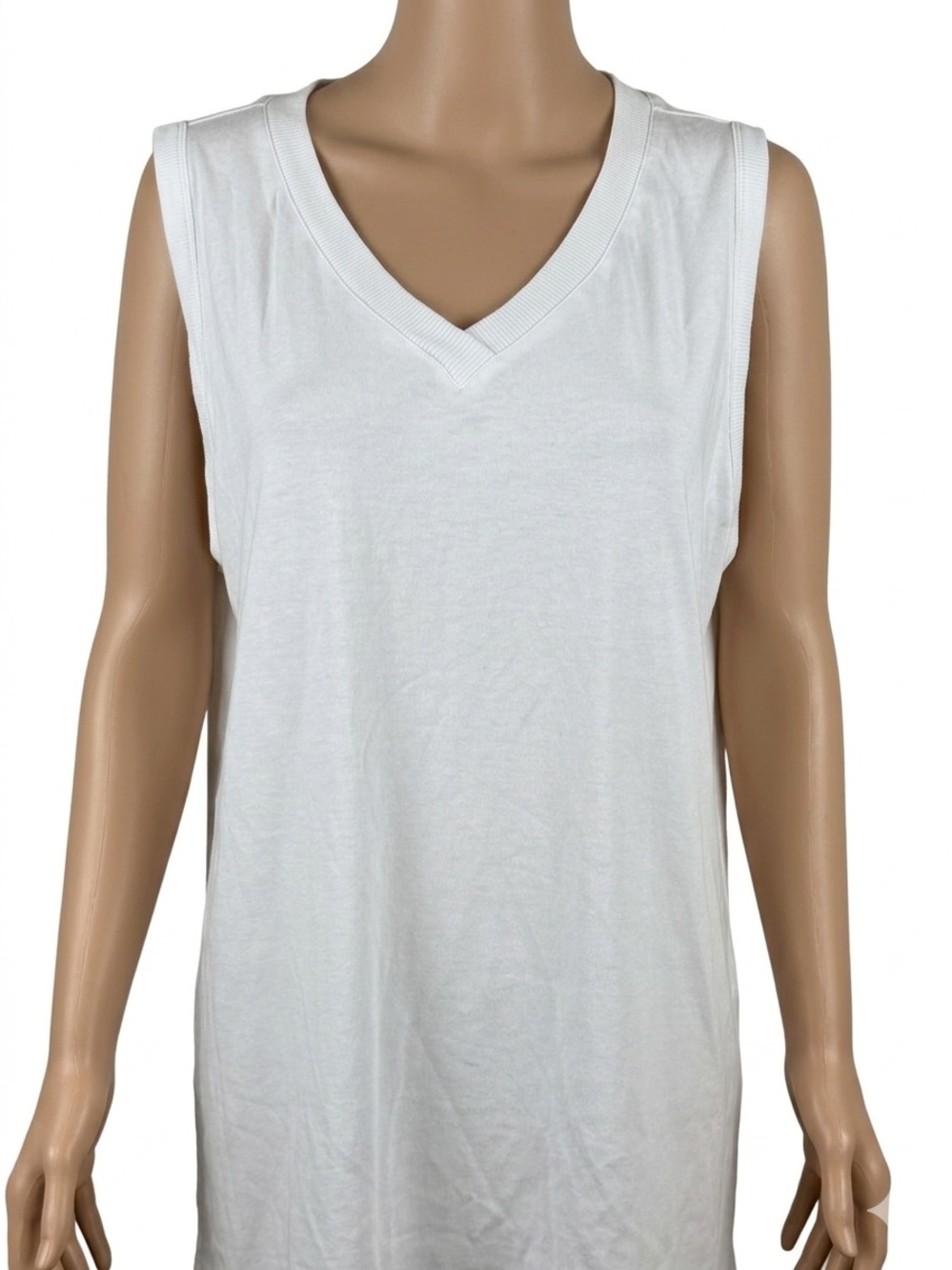 Classic White V-Neck Sleeveless Tank Top XXL